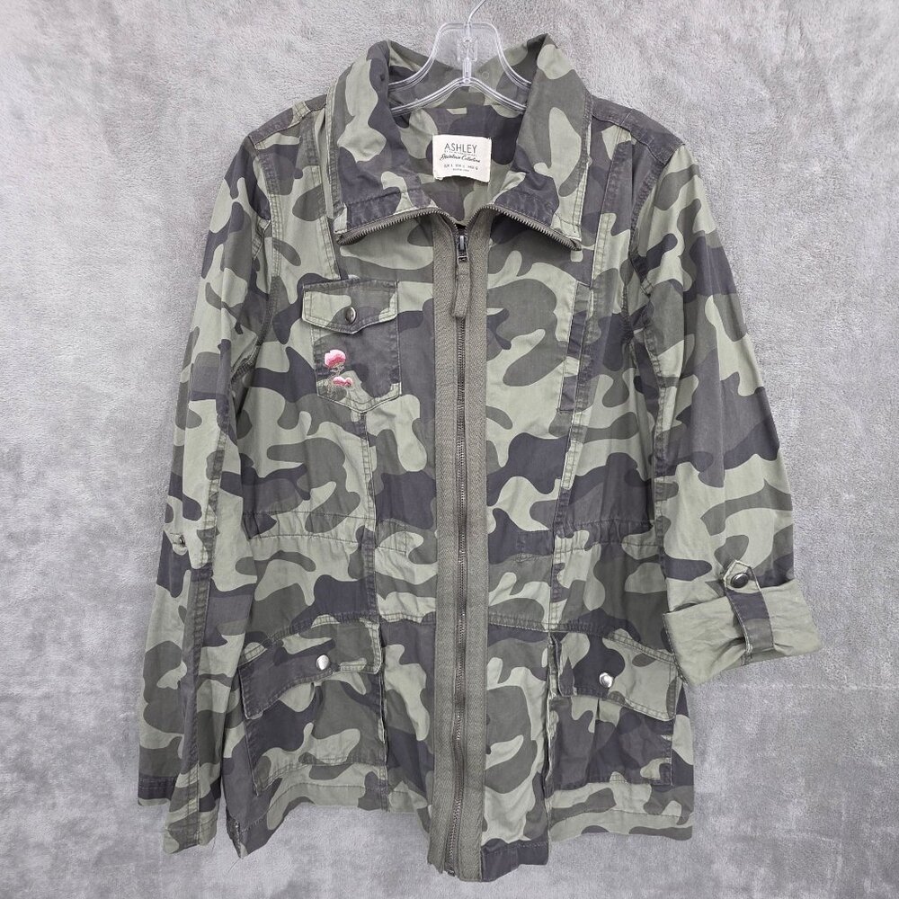 Ashley By 26 International Downtown Collection Camo Jacket L Floral Embroidered
